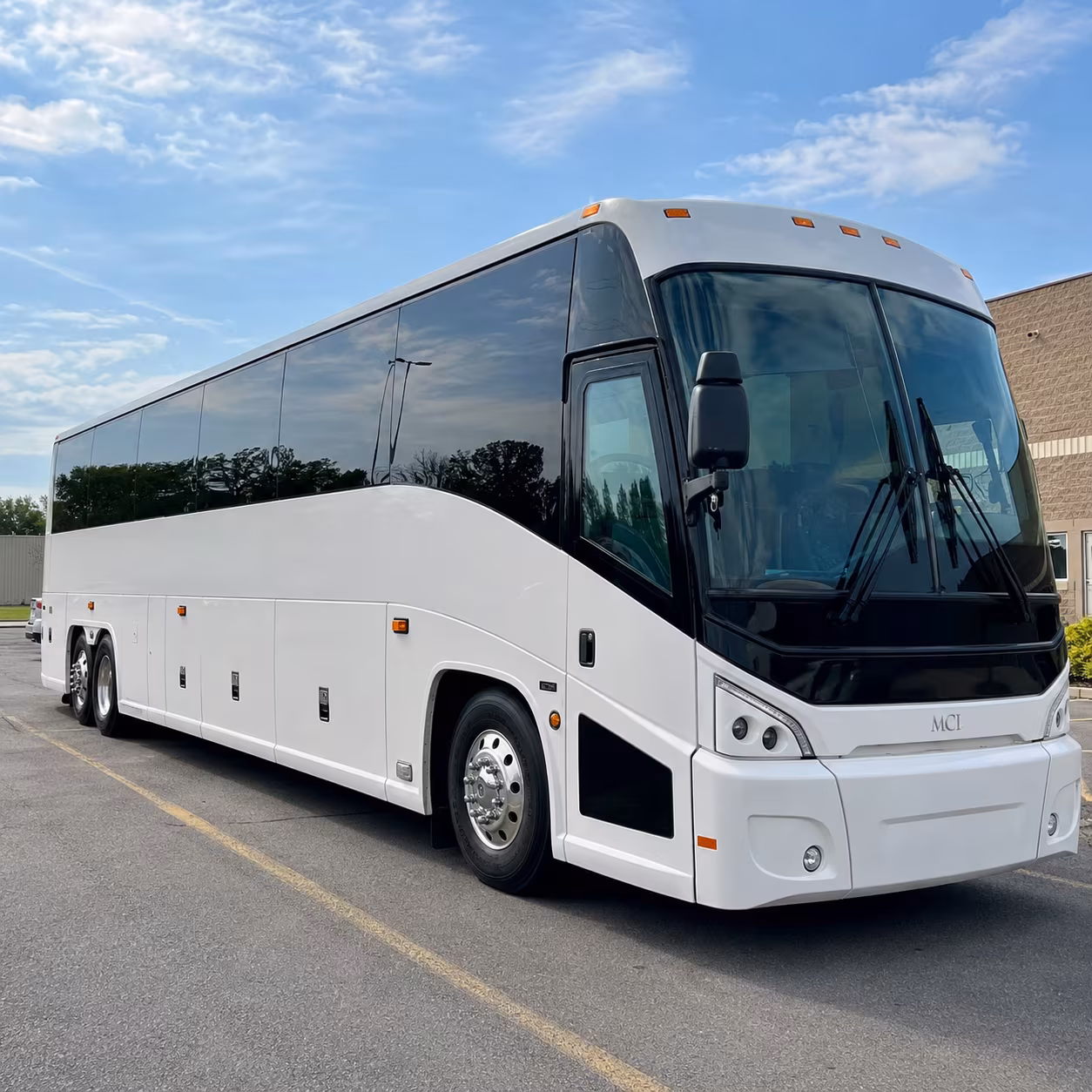 employee commuter shuttles between south jordan and salt lake city