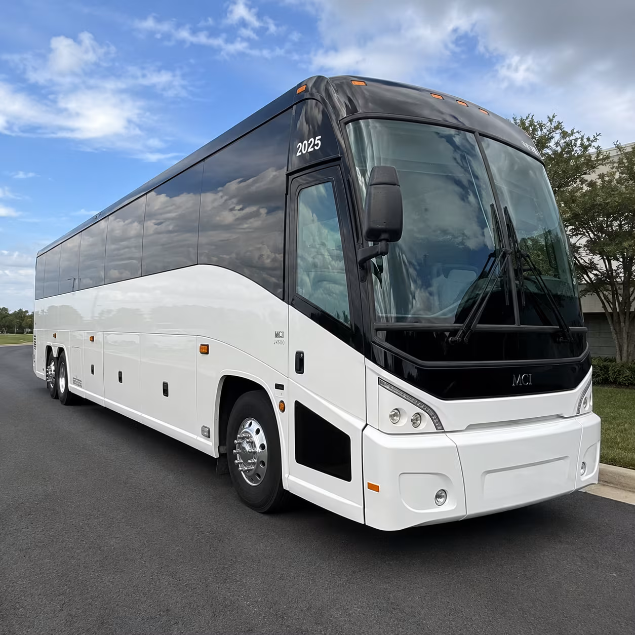 utah first credit union amphitheatre concert shuttles summer event transportation